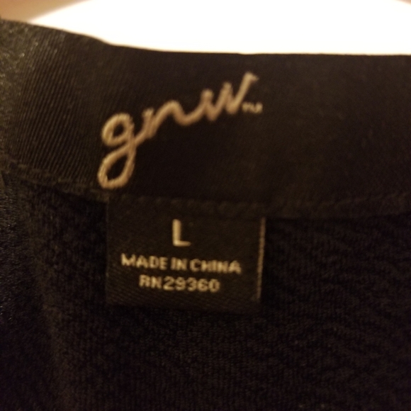 Open front blouse - Picture 5 of 7